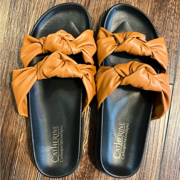 Catherine Malandrino Shoes - NWT (no box) Catherine Malandrino slides. Size 8.
